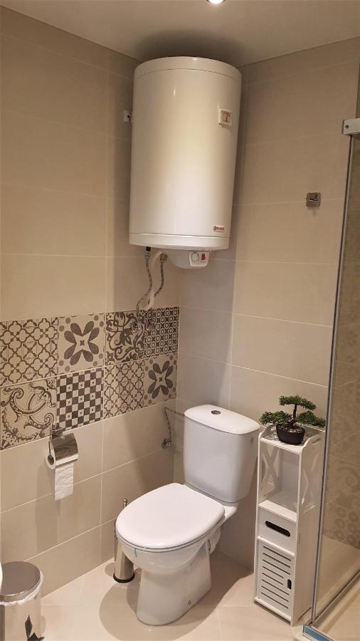 Azzurro-Top Floor Apartment In Quiet Neighborhood, Free Private Parking Βάρνα Εξωτερικό φωτογραφία